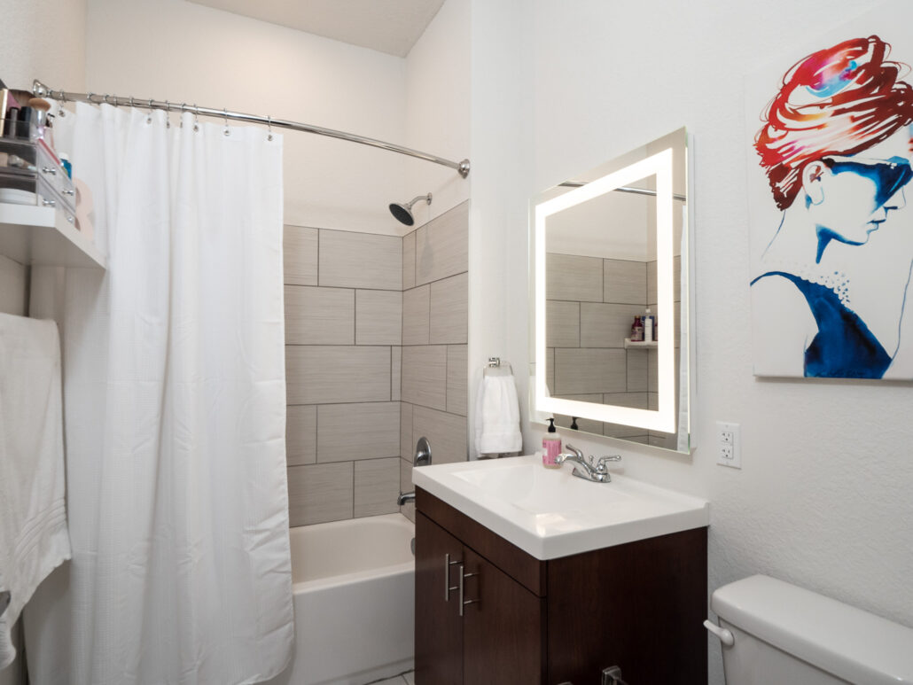 The Quad Closest Apartments to UF and Midtown! Circa Properties