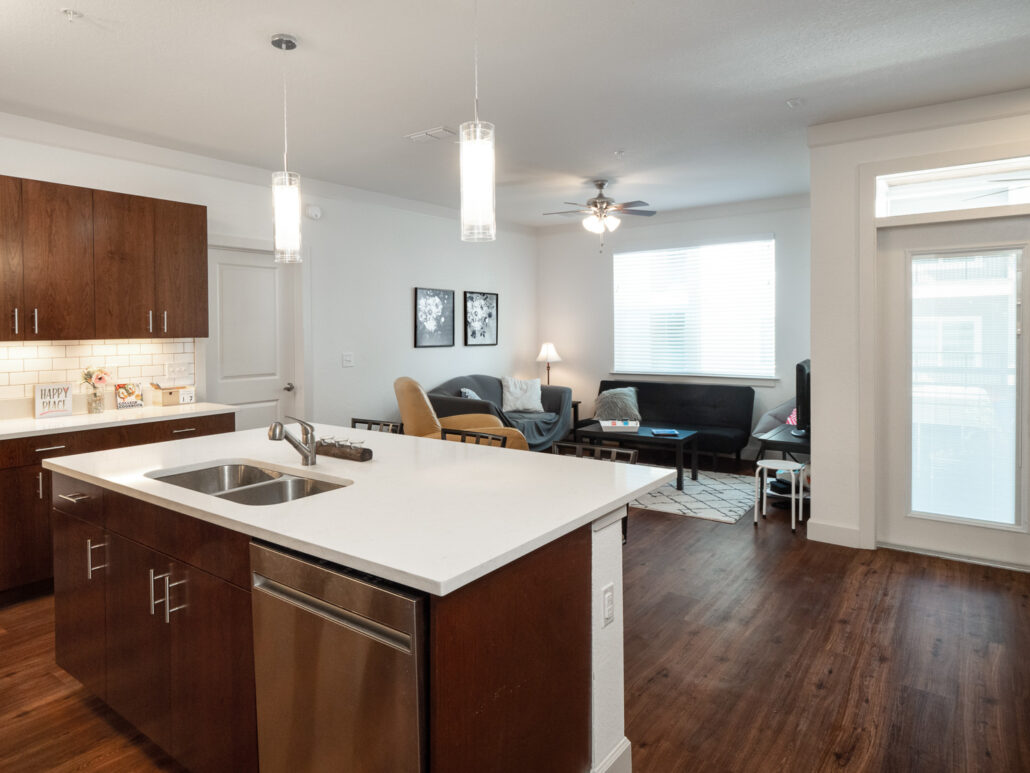 The Quad Closest Apartments to UF and Midtown! Circa Properties